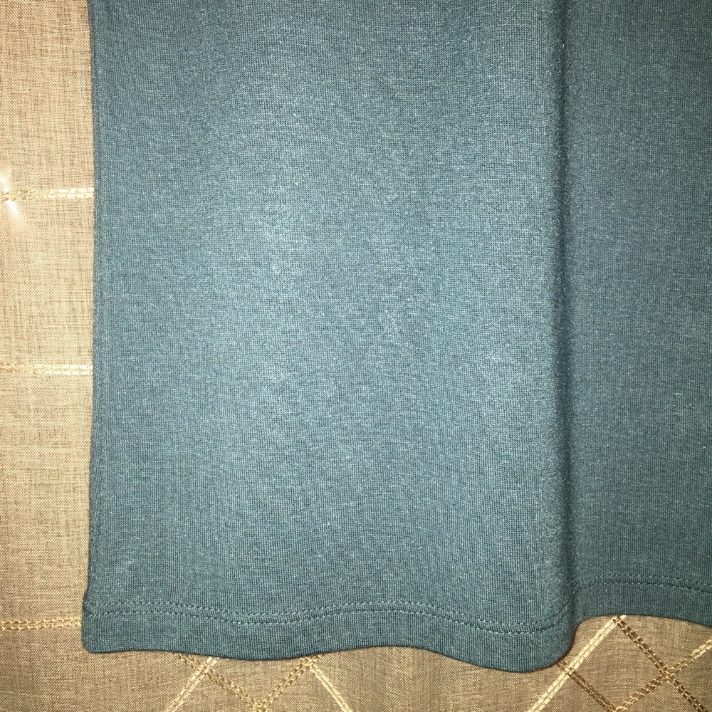 NWT {EXPRESS} Lace-Up Front Girlfriend Tee - Picture 5 of 8